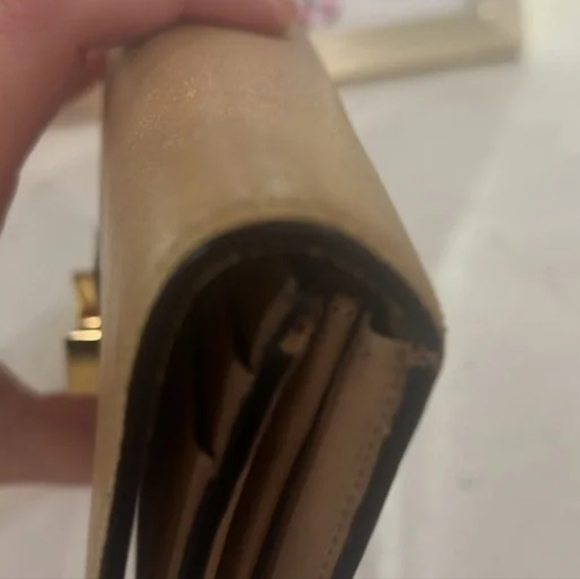 Chloe Marcie Leather Continental Wallet Tan - Preloved Lux - Call Outs - Review - Picture 6 of 7